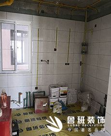 融創天朗融公館四居室新古典風格油漆階段