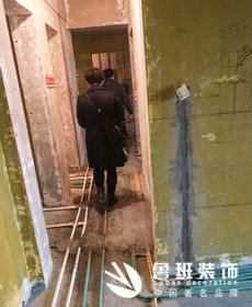 普華淺水灣三居室歐式風格正在施工